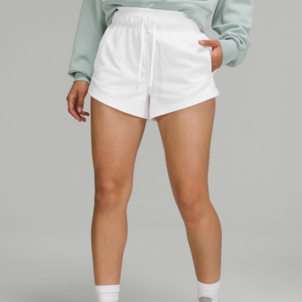 Lululemon Inner Glow HR Short 3”